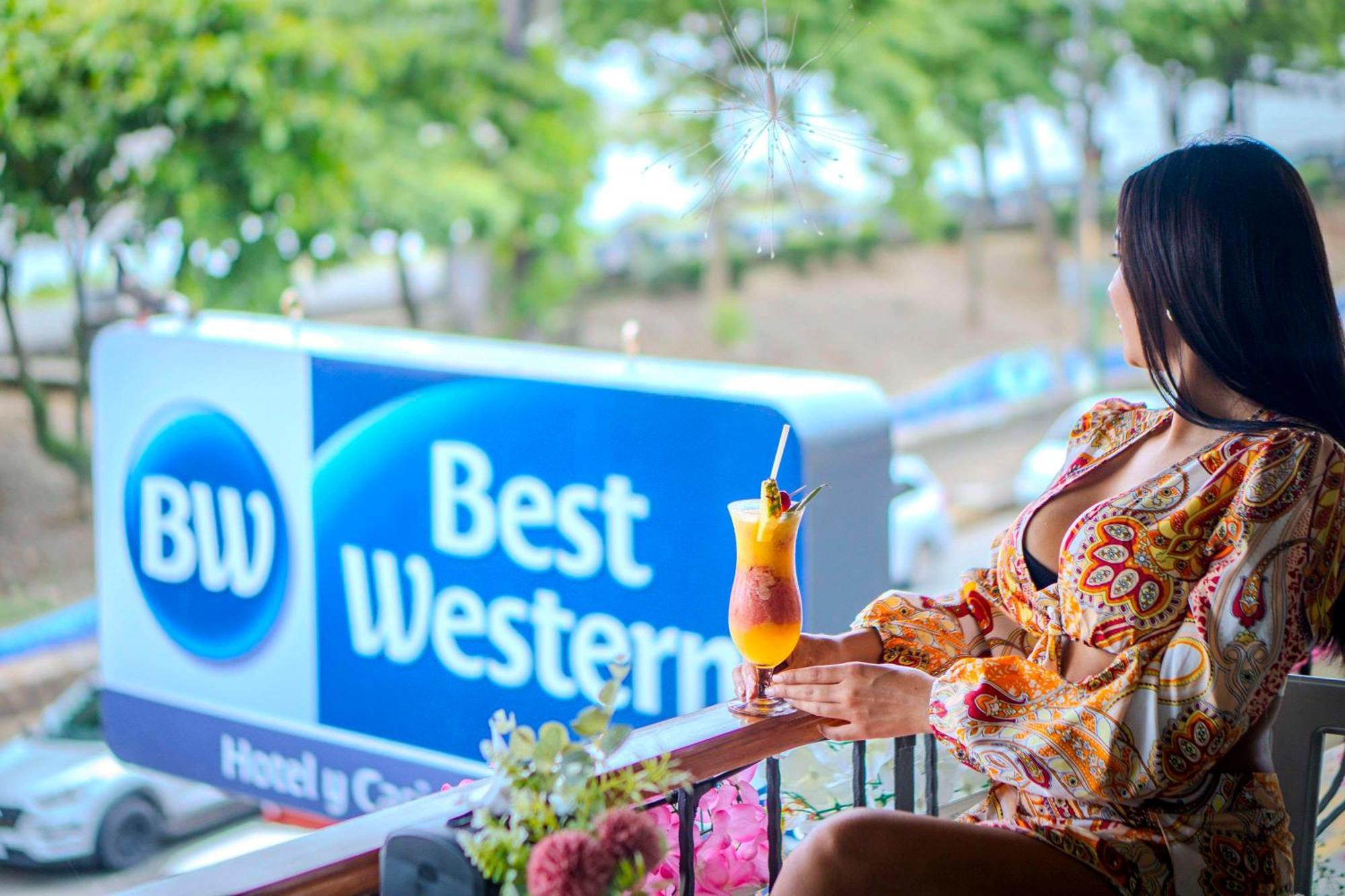 מנואל אנטוניו Best Western Hotel & Casino Kamuk מראה חיצוני תמונה